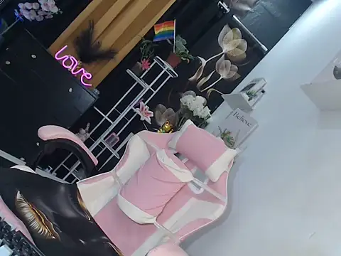 Snapshot of miss_strongerthanbefore03 chatting on 14, 6, 2026 miss strongerthanbefore03 online show from 14, 6, 2026
