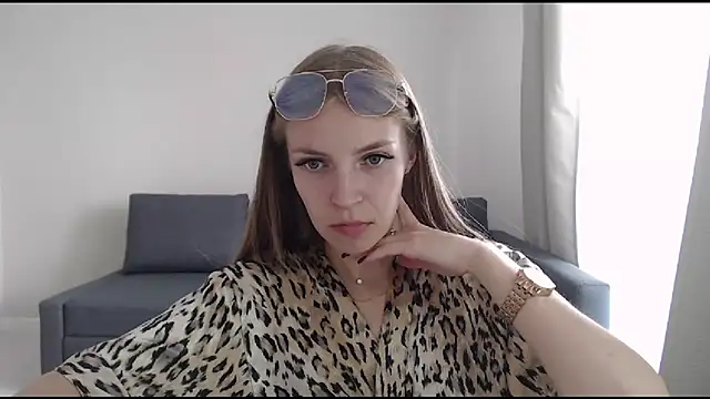 Snapshot of HitGyrl chatting on 25, 7, 2026 HitGyrl online show from 25, 7, 2026