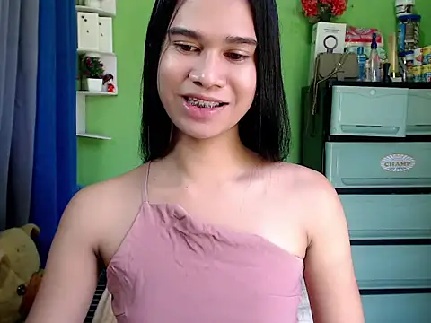 Snapshot of urseductivebarbie_xx chatting on 26, 4, 2026 urseductivebarbie xx online show from 26, 4, 2026