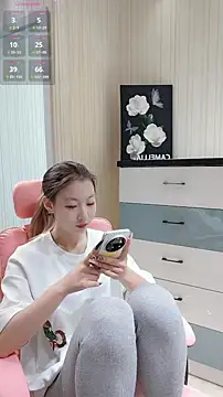 Deserve E online show from 30, 11, 2025