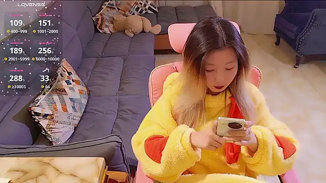 Deserve E online show from 17, 10, 2025