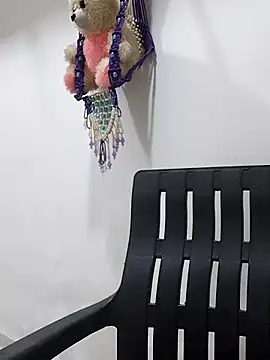 Snapshot of sneha_bebo chatting on 23, 11, 2025 sneha bebo online show from 23, 11, 2025