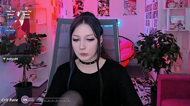 Snapshot of LiliLuna chatting on 12, 10, 2025 LiliLuna online show from 12, 10, 2025