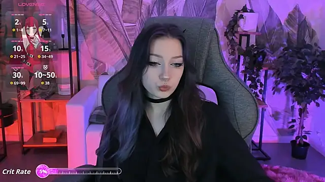 Snapshot of LiliLuna chatting on 16, 10, 2025 LiliLuna online show from 16, 10, 2025