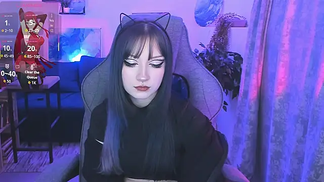 LiliLuna online show from 6, 2, 2026