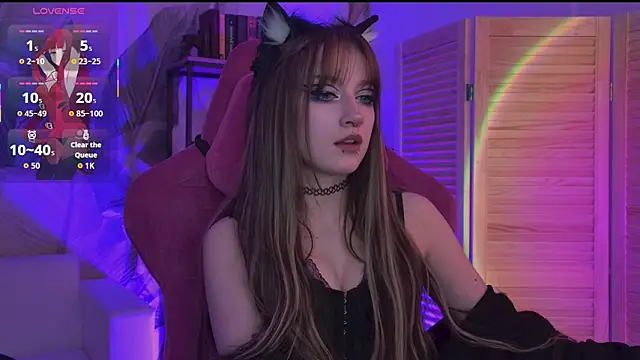 Snapshot of LiliLuna chatting on 27, 3, 2026 LiliLuna online show from 27, 3, 2026