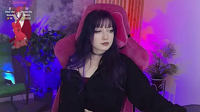 LiliLuna online show from 19, 12, 2025