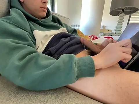 cumman789860 online show from 12, 3, 2026