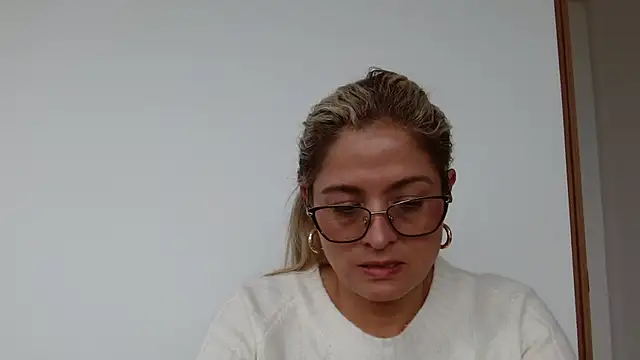 linda-mature43 online show from 30, 9, 2025