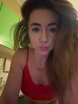 Snapshot of MarinaDiva11_74 chatting on 19, 9, 2025 MarinaDiva11 74 online show from 19, 9, 2025
