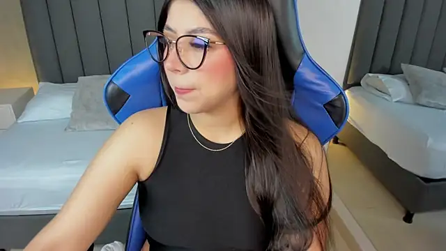 anagil  online show from 17, 4, 2026