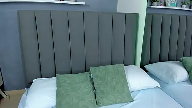 Snapshot of anagil_ chatting on 15, 10, 2025 anagil online show from 15, 10, 2025