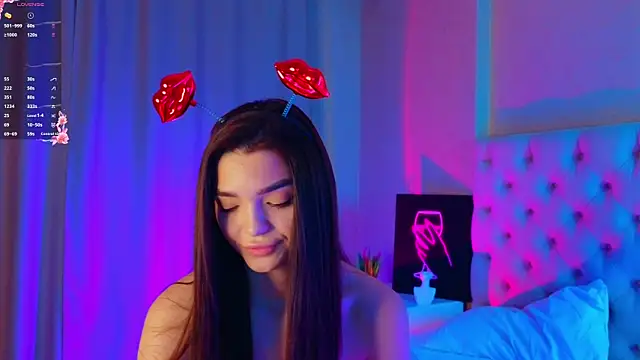 MarciaMarshall online show from 3, 12, 2025