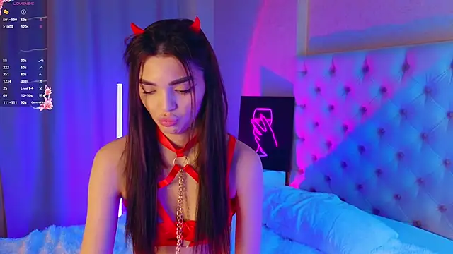 MarciaMarshall online show from 1, 12, 2025