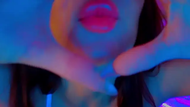 MarciaMarshall online show from 20, 12, 2025