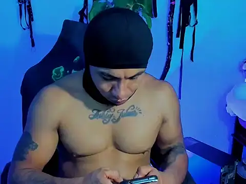 Snapshot of zeus_7777 chatting on 23, 10, 2025 zeus 7777 online show from 23, 10, 2025