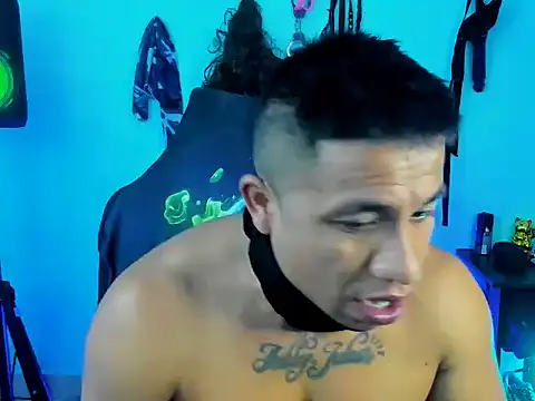 Snapshot of zeus_7777 chatting on 15, 11, 2025 zeus 7777 online show from 15, 11, 2025