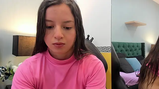 VioletaNova online show from 22, 6, 2026