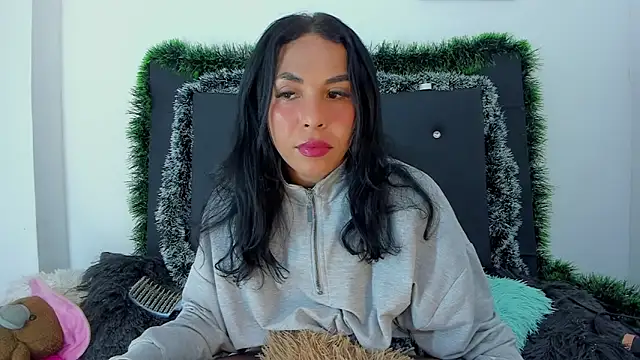 Adrianna Arias online show from 20, 12, 2025