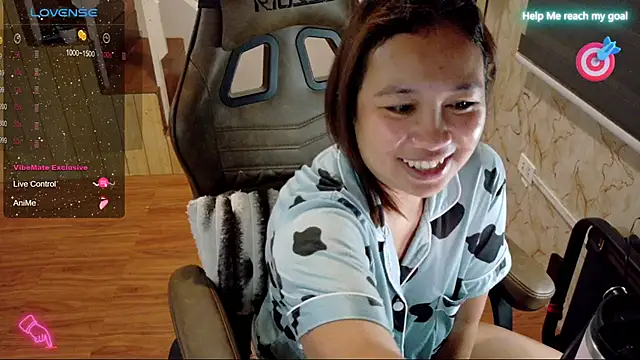 Snapshot of sweet-candy07 chatting on 21, 9, 2025 sweet-candy07 online show from 21, 9, 2025