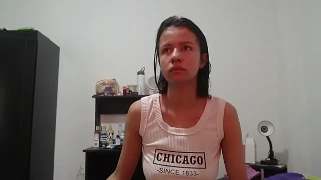 nathaly jones  online show from 8, 7, 2026