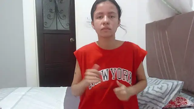 nathaly jones  online show from 11, 4, 2026