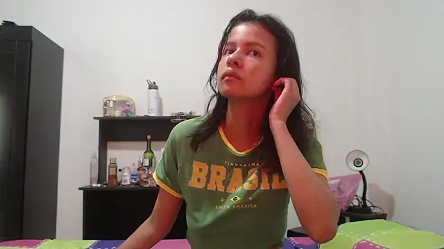 nathaly jones  online show from 18, 5, 2026