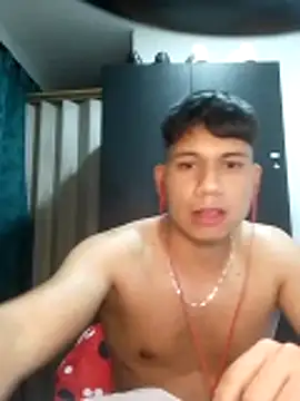 axelvega  online show from 8, 3, 2026