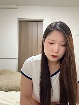 Snapshot of _YUNOo0_ chatting on 10, 4, 2026 YUNOo0 online show from 10, 4, 2026