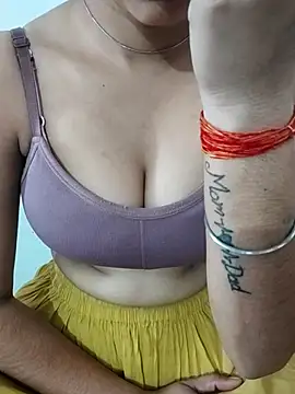 NAIRA5677 online show from 20, 11, 2025