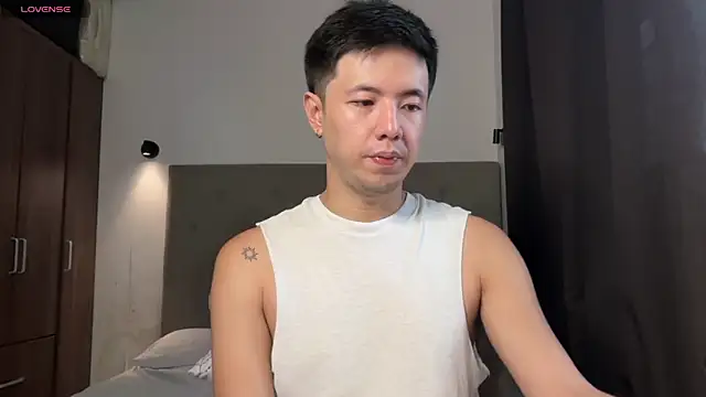 Snapshot of Addictiveboi chatting on 25, 5, 2026 Addictiveboi online show from 25, 5, 2026
