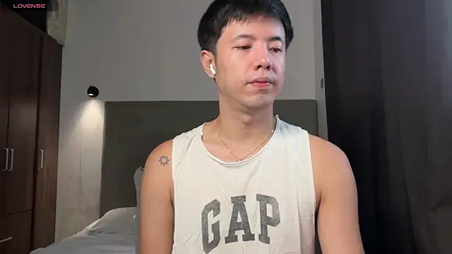 Snapshot of Addictiveboi chatting on 24, 5, 2026 Addictiveboi online show from 24, 5, 2026
