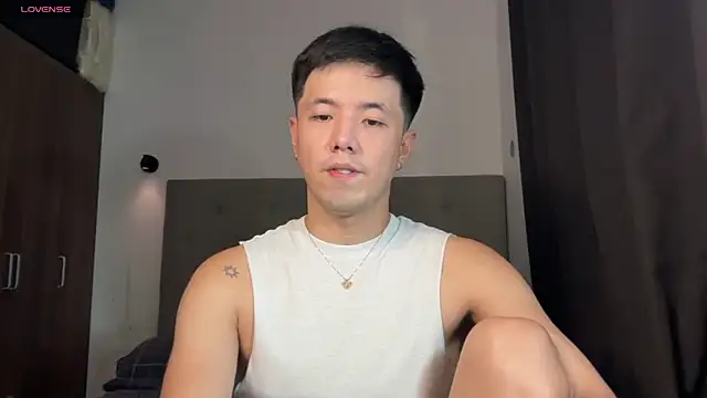 Snapshot of Addictiveboi chatting on 29, 4, 2026 Addictiveboi online show from 29, 4, 2026