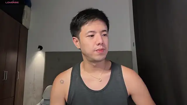 Snapshot of Addictiveboi chatting on 5, 6, 2026 Addictiveboi online show from 5, 6, 2026