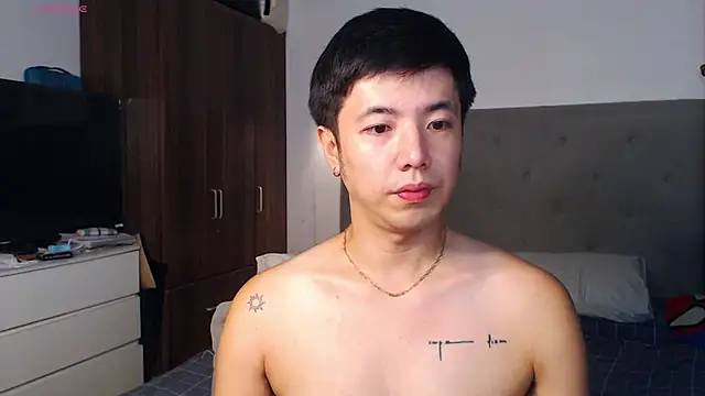 Snapshot of Addictiveboi chatting on 17, 1, 2026 Addictiveboi online show from 17, 1, 2026