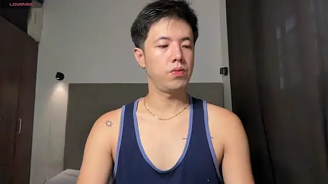 Snapshot of Addictiveboi chatting on 18, 5, 2026 Addictiveboi online show from 18, 5, 2026