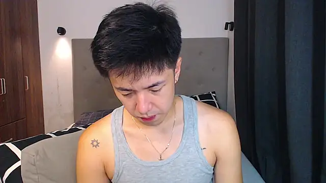 Snapshot of Addictiveboi chatting on 2, 12, 2025 Addictiveboi online show from 2, 12, 2025