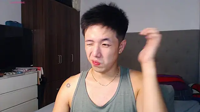 Snapshot of Addictiveboi chatting on 1, 2, 2026 Addictiveboi online show from 1, 2, 2026