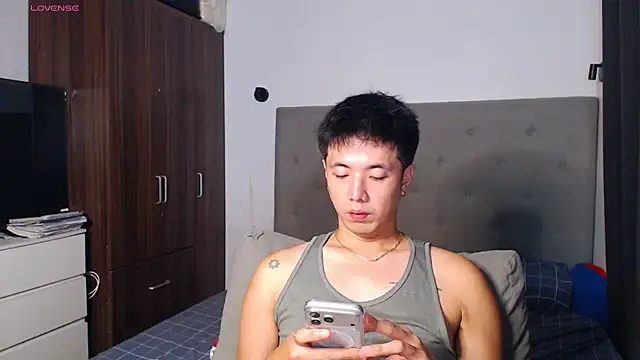 Snapshot of Addictiveboi chatting on 4, 3, 2026 Addictiveboi online show from 4, 3, 2026