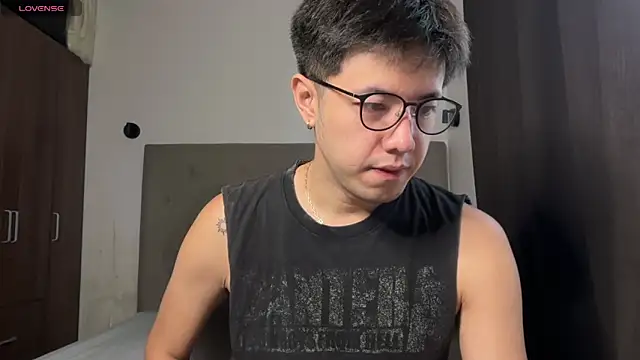Snapshot of Addictiveboi chatting on 13, 5, 2026 Addictiveboi online show from 13, 5, 2026