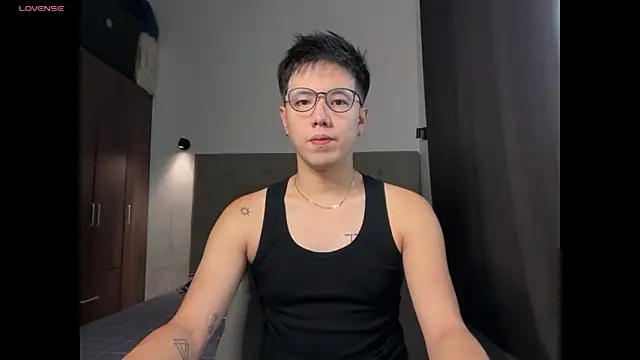 Snapshot of Addictiveboi chatting on 2, 5, 2026 Addictiveboi online show from 2, 5, 2026
