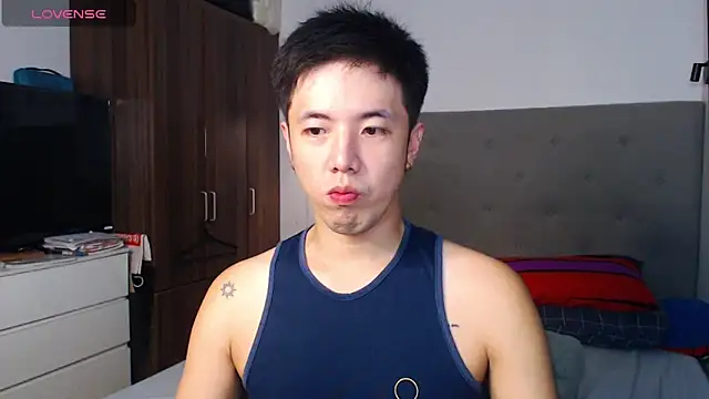 Snapshot of Addictiveboi chatting on 8, 2, 2026 Addictiveboi online show from 8, 2, 2026