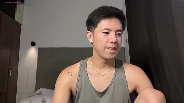 Snapshot of Addictiveboi chatting on 16, 5, 2026 Addictiveboi online show from 16, 5, 2026