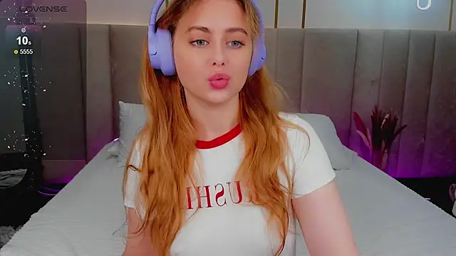 Snapshot of Alice_Wander chatting on 11, 9, 2025 Alice Wander online show from 11, 9, 2025