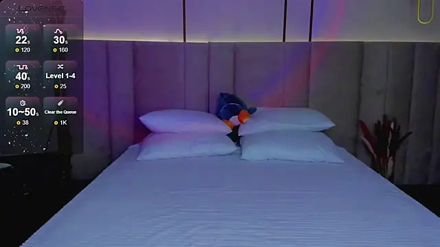 Snapshot of Alice_Wander chatting on 9, 9, 2025 Alice Wander online show from 9, 9, 2025