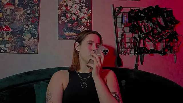 the high priestess online show from 20, 3, 2026