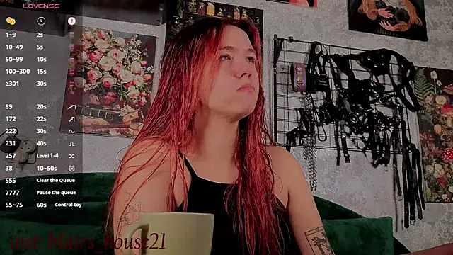 Snapshot of the_high_priestess chatting on 18, 10, 2025 the high priestess online show from 18, 10, 2025