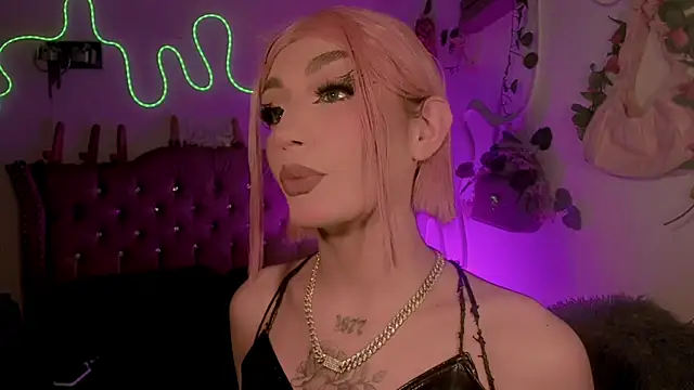 Snapshot of Cata_MW chatting on 10, 6, 2026 Cata MW online show from 10, 6, 2026