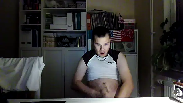 Snapshot of DIRTY_BOY93 chatting on 28, 10, 2025 DIRTY BOY93 online show from 28, 10, 2025