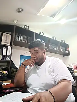 Rolo-Sumiso online show from 13, 11, 2025